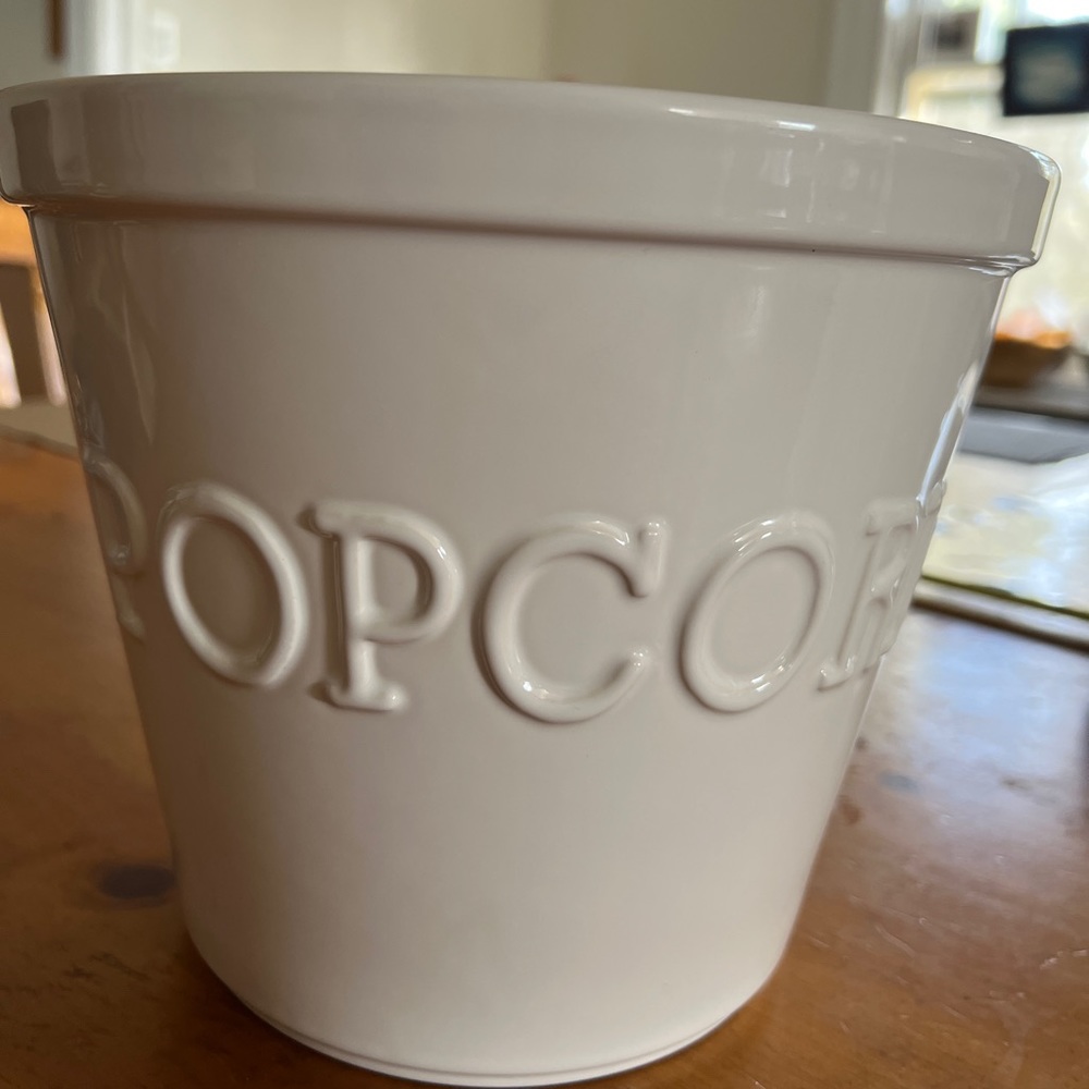 NWT CRATE & BARREL popcorn bowl in box.
